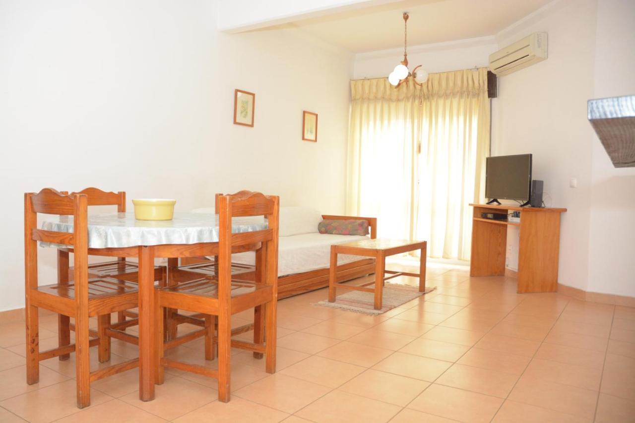 Squash Club Apartamentos ปอร์ติเมา ภายนอก รูปภาพ